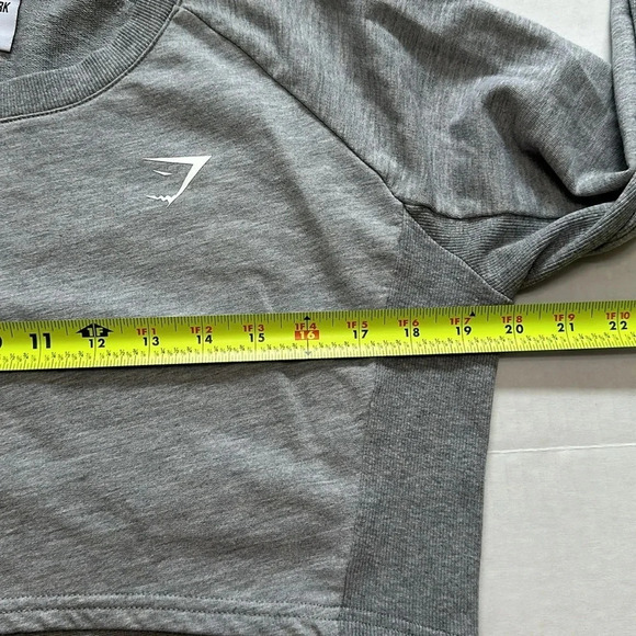 Gymshark Cropped Training Long Sleeve Sweater Shirt Womens Size Medium - Picture 7 of 8